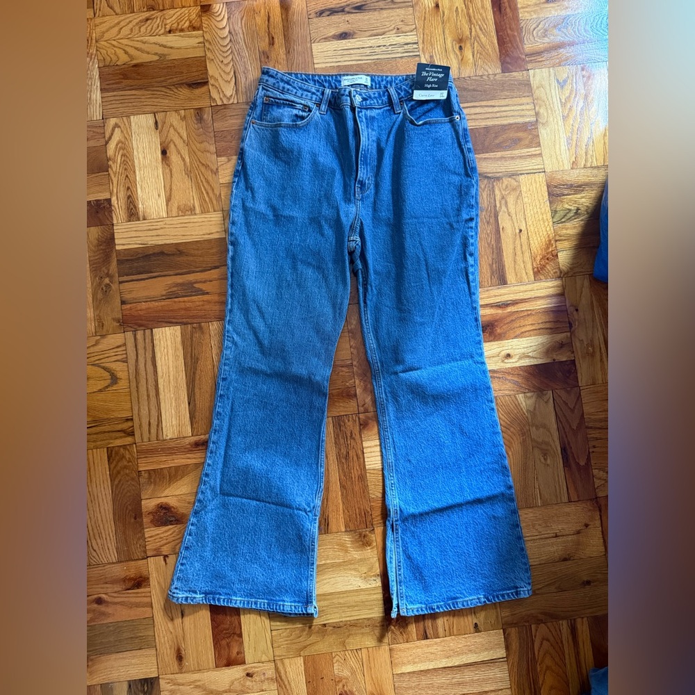 Abercrombie & Fitch Vintage Flare Curve Love Denim Jeans 32 - Picture 2 of 4